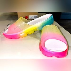 UGG JELLA CLEAR WATERCOLORS SLIDES! SIZE 8 (runs big) - BRAND NEW WITH BOX!